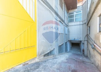 Parcheggio - Locale Commerciale viale mario milazzo
 
9, Caltagirone - foto 23