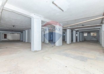 Parcheggio - Commercial Premises viale mario milazzo
9, Caltagirone - photo 1