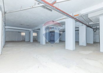 Parcheggio - Commercial Premises viale mario milazzo
9, Caltagirone - photo 2