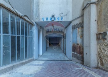 Edificio all\'aperto - Commercial Premises viale mario milazzo
9, Caltagirone - photo 13