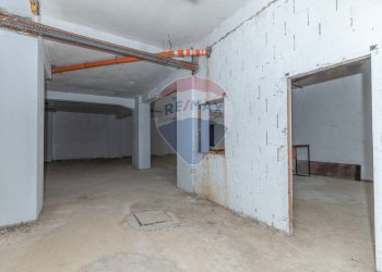 Parcheggio - Commercial Premises viale mario milazzo
9, Caltagirone - photo 15