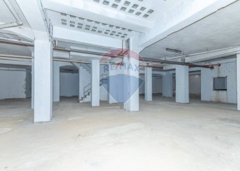 Parcheggio - Commercial Premises viale mario milazzo
9, Caltagirone - photo 24