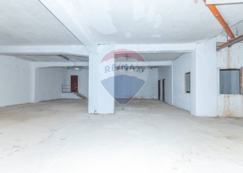 Parcheggio - Commercial Premises viale mario milazzo
9, Caltagirone - photo 28