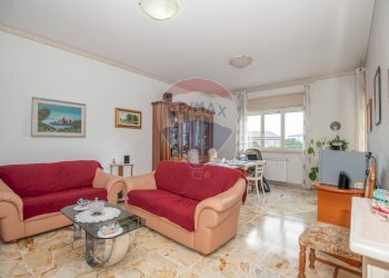 Sala da pranzo - Quadrilocale via raffaele failla
 
95, Grammichele - foto 3