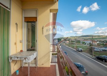 Balcone - Quadrilocale via raffaele failla
 
95, Grammichele - foto 9