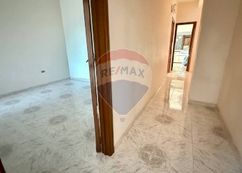 Hall / corridoio - Quadrilocale via Rossi
 
48, Zafferana Etnea - foto 3