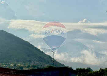 Vista delle montagne - Quadrilocale via Rossi
 
48, Zafferana Etnea - foto 8