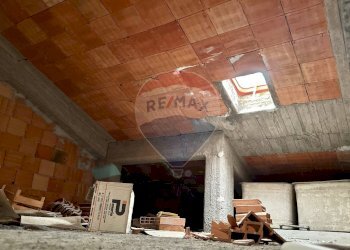 Edificio all\'aperto - Quadrilocale via Rossi
 
48, Zafferana Etnea - foto 20