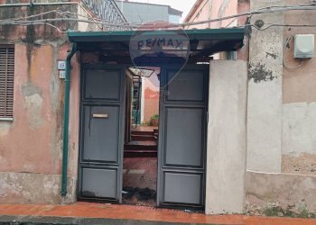 Casa all\'aperto - Casa indipendente Via IV Novembre
 
85, Aci Catena - foto 2