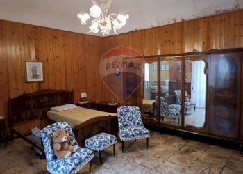 Sala da pranzo - Casa indipendente Via IV Novembre
 
85, Aci Catena - foto 13