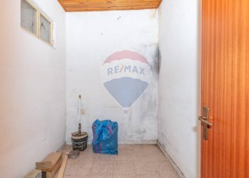 Hall / corridoio - Casa indipendente Via Volta carmito
 
16-18, Caltagirone - foto 8