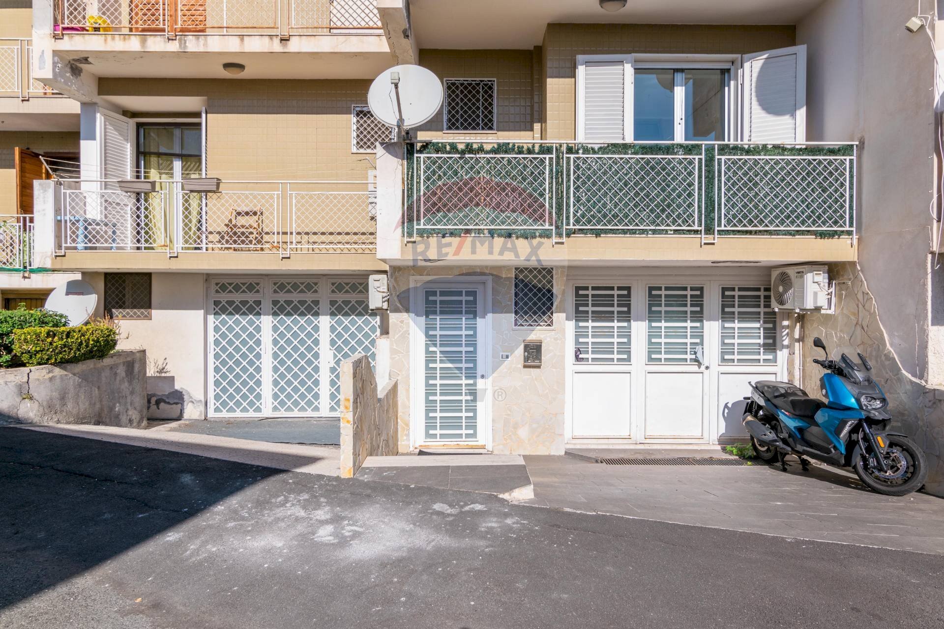 Edificio all\'aperto - Apartment via litteri
 
90, Aci Castello - photo 3