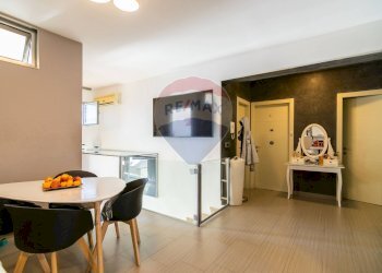 Sala da pranzo - Appartamento via litteri
 
90, Aci Castello - foto 4