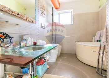 Bagno - Appartamento via litteri
 
90, Aci Castello - foto 5