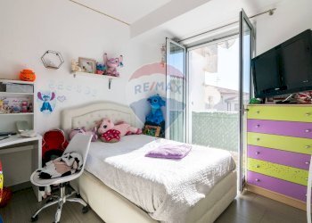 Camera / camera da letto - Appartamento via litteri
 
90, Aci Castello - foto 9