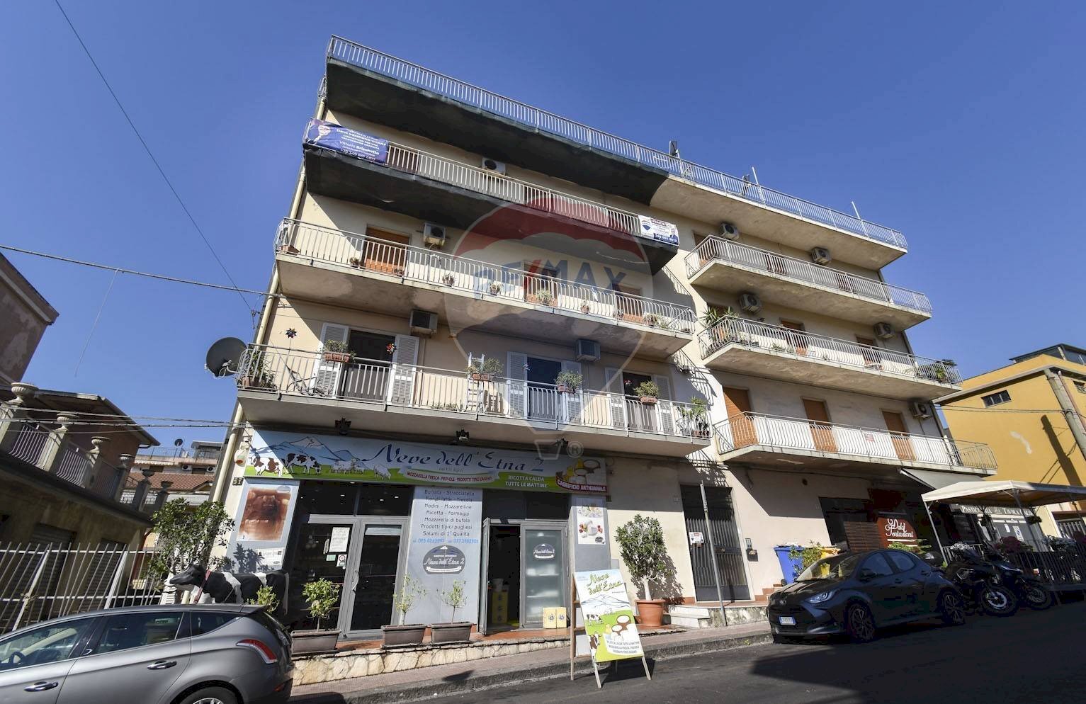 Edificio all\'aperto - Quadrilocale via Salvatore Vigo
 
35, Acireale - foto 2