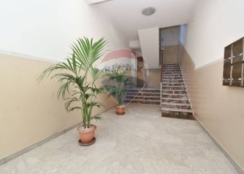 Ricezione / Lobby - Quadrilocale via Salvatore Vigo
 
35, Acireale - foto 4