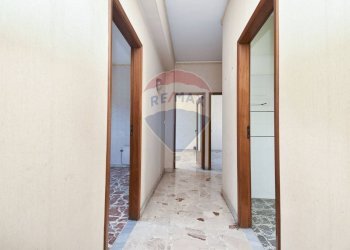 Hall / corridoio - Quadrilocale via Salvatore Vigo
 
35, Acireale - foto 6