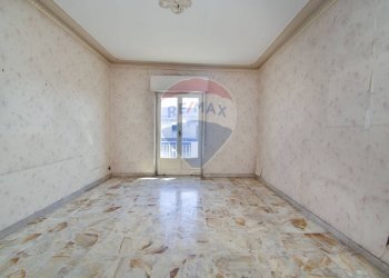 Stanza vuota - Quadrilocale via Salvatore Vigo
 
35, Acireale - foto 10