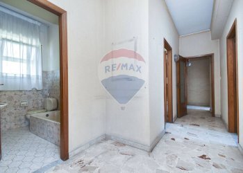 Hall / corridoio - Quadrilocale via Salvatore Vigo
 
35, Acireale - foto 14