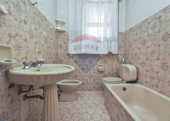 Bagno - Quadrilocale via Salvatore Vigo
 
35, Acireale - foto 16