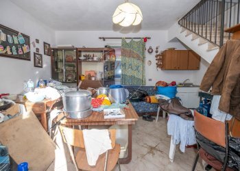 Sala da pranzo - Villa Via Euripide
 
35, Caltagirone - foto 3