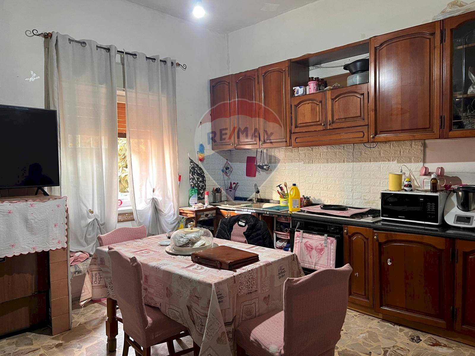 Cucina - Trilocale Via Vittorio Emanuele
 
104/B, Gravina di Catania - foto 1