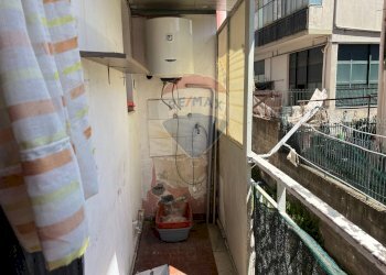 Balcone - Trilocale Via Vittorio Emanuele
 
104/B, Gravina di Catania - foto 11