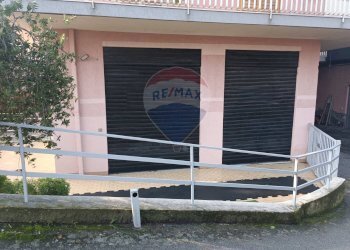 Casa all\'aperto - Bilocale Via Dafni
 
6, Aci Catena - foto 6