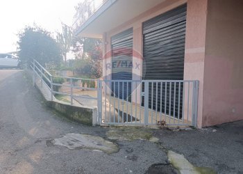 Casa all\'aperto - Bilocale Via Dafni
 
6, Aci Catena - foto 7