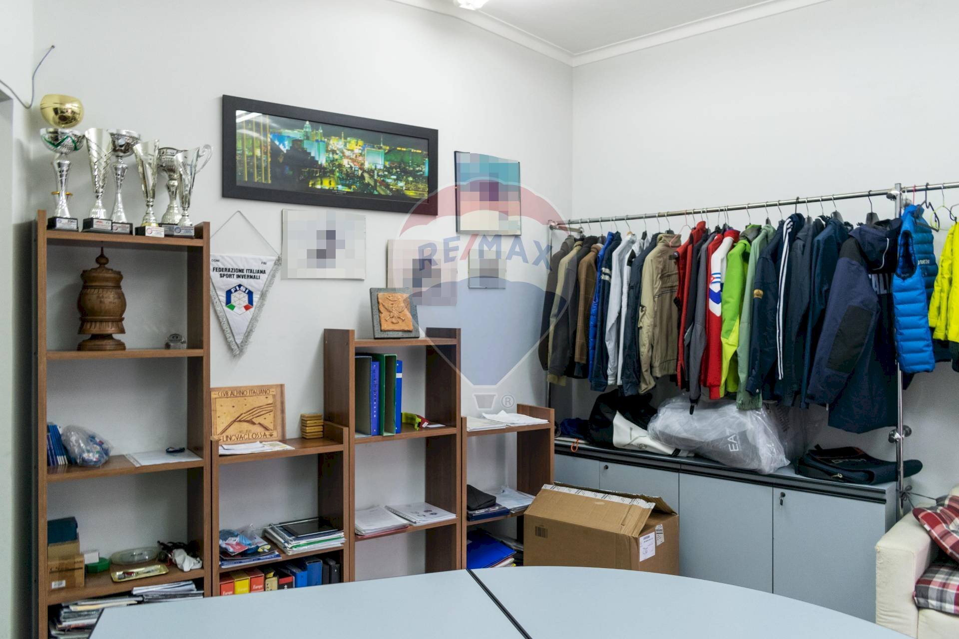 Cabina armadio - Four-room apartment Via Antonio Gramsci
 
12, Gravina di Catania - photo 2