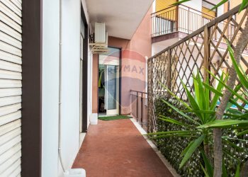 Balcone - Quadrilocale Via Antonio Gramsci
 
12, Gravina di Catania - foto 30