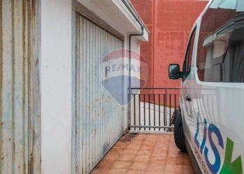 Balcone - Quadrilocale Via Antonio Gramsci
 
12, Gravina di Catania - foto 33