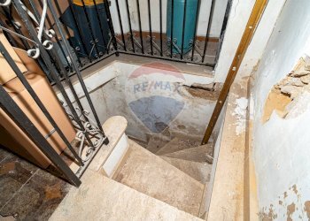 Scale - Casa indipendente Via Cappuccini
 
40/44, Caltagirone - foto 22