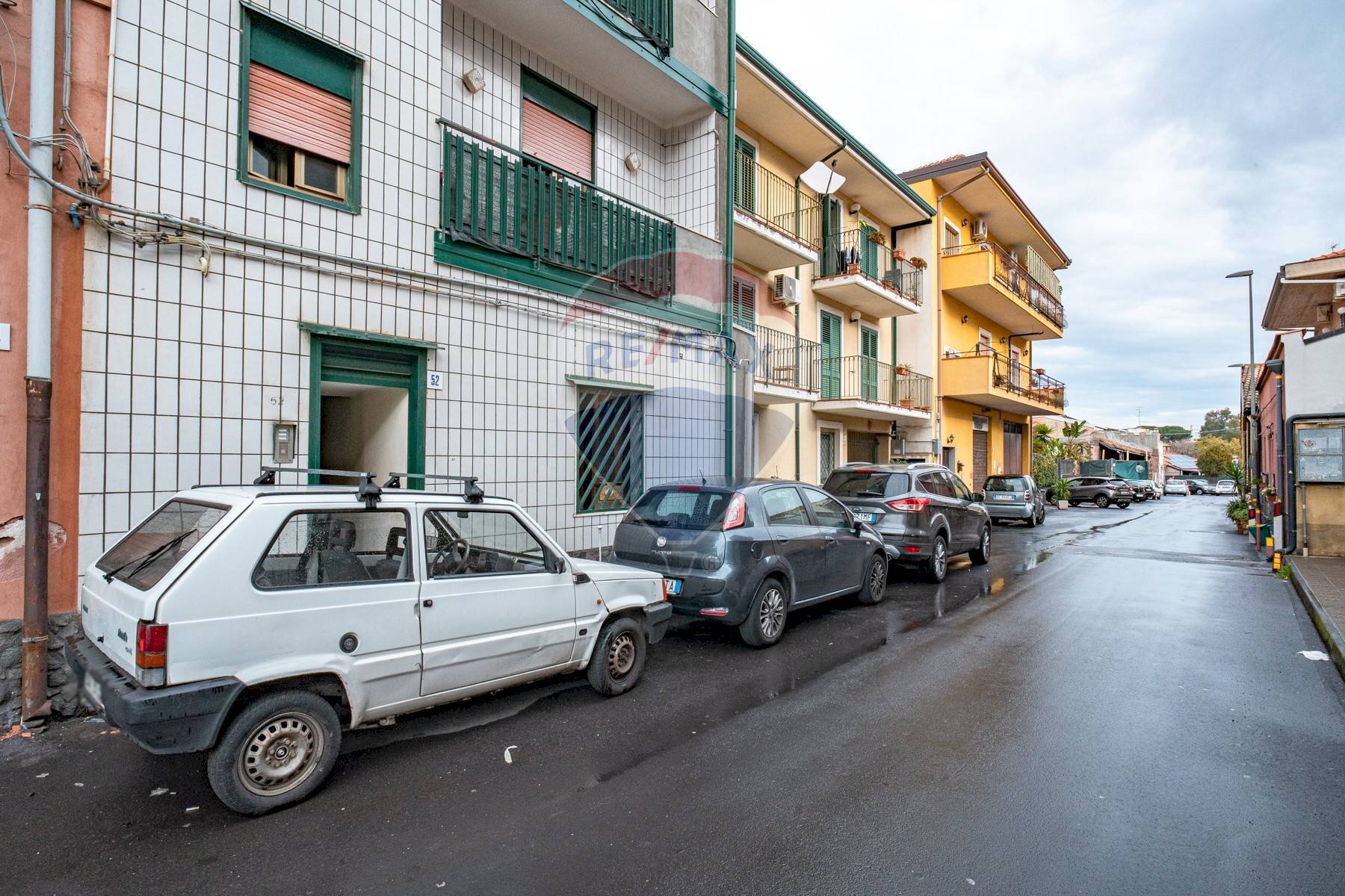 Edificio all\'aperto - Three-room apartment Via Gravina
52, Tremestieri Etneo - photo 2