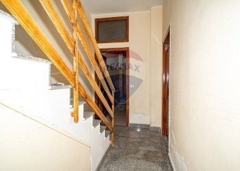 Hall / corridoio - Trilocale Via Gravina
 
52, Tremestieri Etneo - foto 4