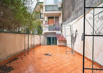 Terrazza - Trilocale Via Gravina
 
52, Tremestieri Etneo - foto 19