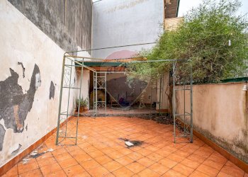 Terrazza - Trilocale Via Gravina
 
52, Tremestieri Etneo - foto 20