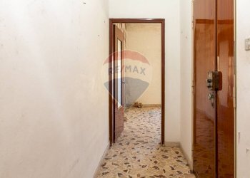 Hall / corridoio - Bilocale Via Carluccio Amato
 
15, Augusta - foto 4