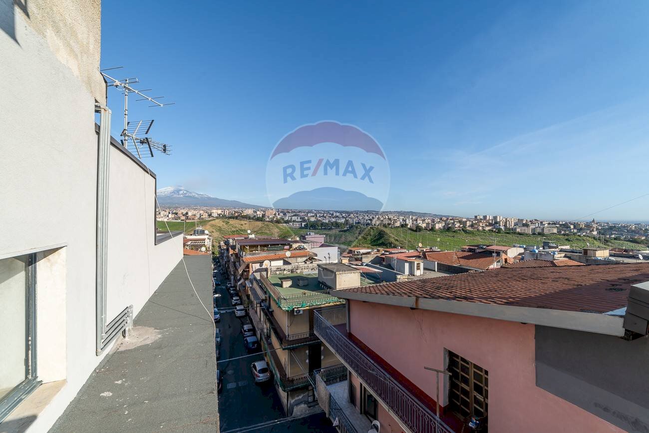 Edificio all\'aperto - Appartamento via Del Frantoio
13, Catania - foto 3