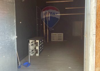 Hall / corridoio - Locale Commerciale via giovanni fattori
 
22, Catania - foto 5