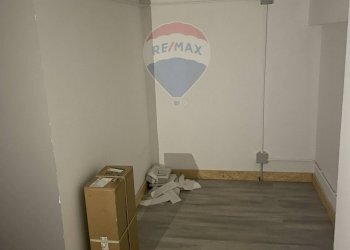 Stanza vuota - Locale Commerciale via giovanni fattori
 
22, Catania - foto 7