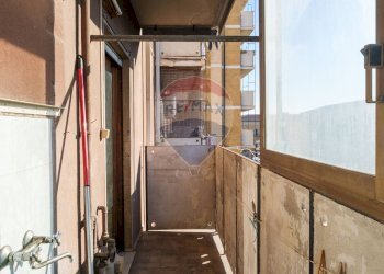 BALCONE RETRO - Appartamento VIA LUIGI STURZO
 
156, Catania - foto 23