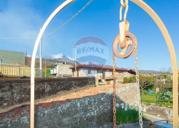 Edificio all\'aperto - Casa indipendente via  Sarro  Civita
 
78, Zafferana Etnea - foto 18
