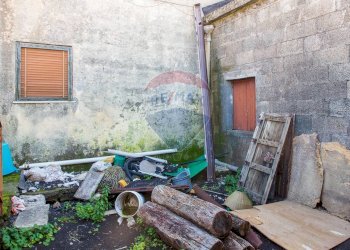 Giardino - Casa indipendente via  Sarro  Civita
 
78, Zafferana Etnea - foto 32