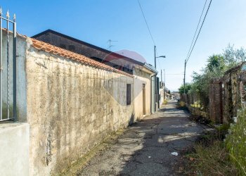 Edificio all\'aperto - Casa indipendente via  Sarro  Civita
 
78, Zafferana Etnea - foto 42