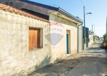 Casa all\'aperto - Casa indipendente via  Sarro  Civita
 
78, Zafferana Etnea - foto 53