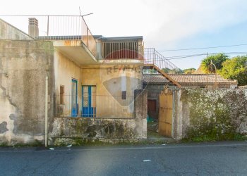 Casa all\'aperto - Casa indipendente via  Sarro  Civita
 
78, Zafferana Etnea - foto 56