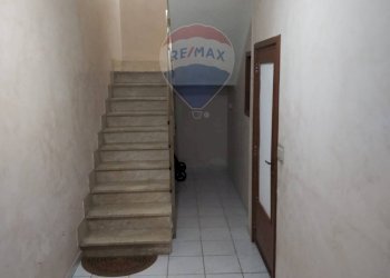 Scale - Semi-detached house via ortensia
 
60, Grammichele - photo 7