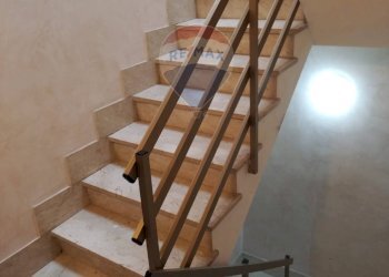 Scale - Semi-detached house via ortensia
 
60, Grammichele - photo 8